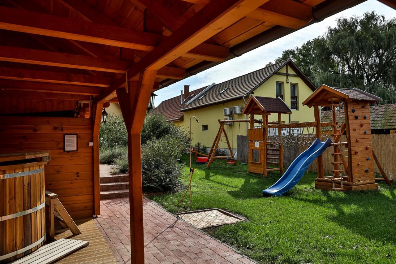 Mezes Vendeghaz Es Apiterapias Koezpont Hotel Vizsoly Екстериор снимка